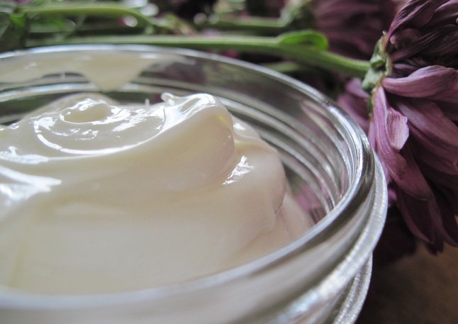 Make your own homemade face and body cream