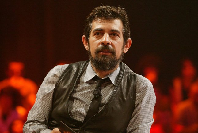 okan bayulgen