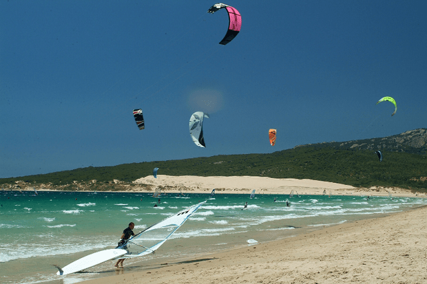 windsurf