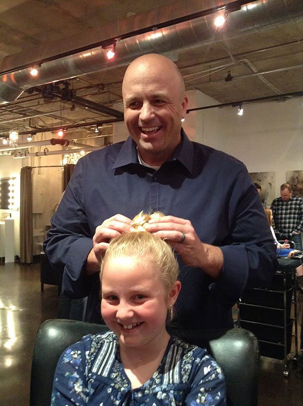 dads-learn-hair-styling-daughters-beer-braids-envogue-salon-denver-17