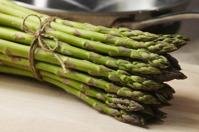 Bunch of asparagus --- Image by © Nation Wong/Corbis