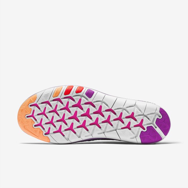 SU16_BSTY_Free_W_Free_Transform_Flyknit_Outsole_06_54913