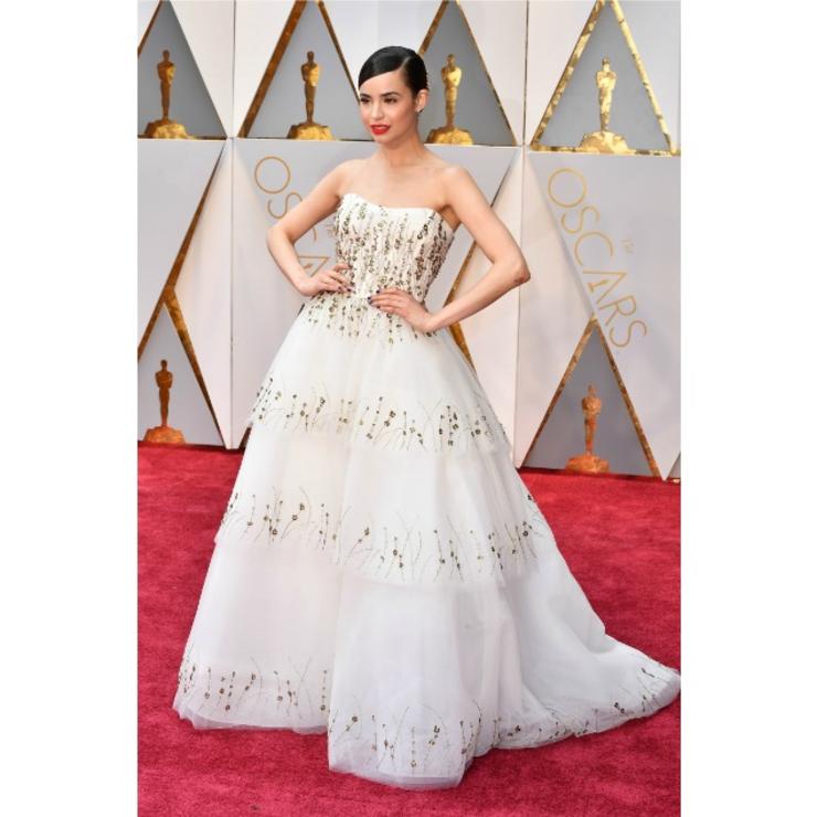 sofia-carson-oscars-650